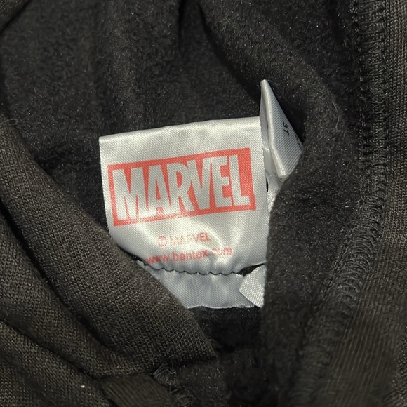 Toddler Marvel Spider-Man hoodie - Picture 4 of 6
